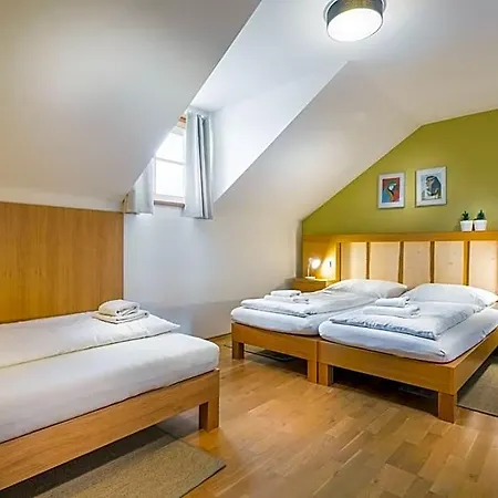 A Vinarstvi U Vrbu Gasthof 3*
