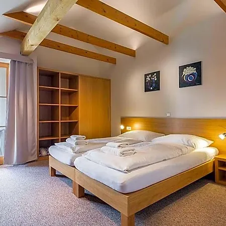 Gasthof A Vinarstvi U Vrbu