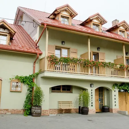 A Vinarstvi U Vrbu Gasthof Hustopeče